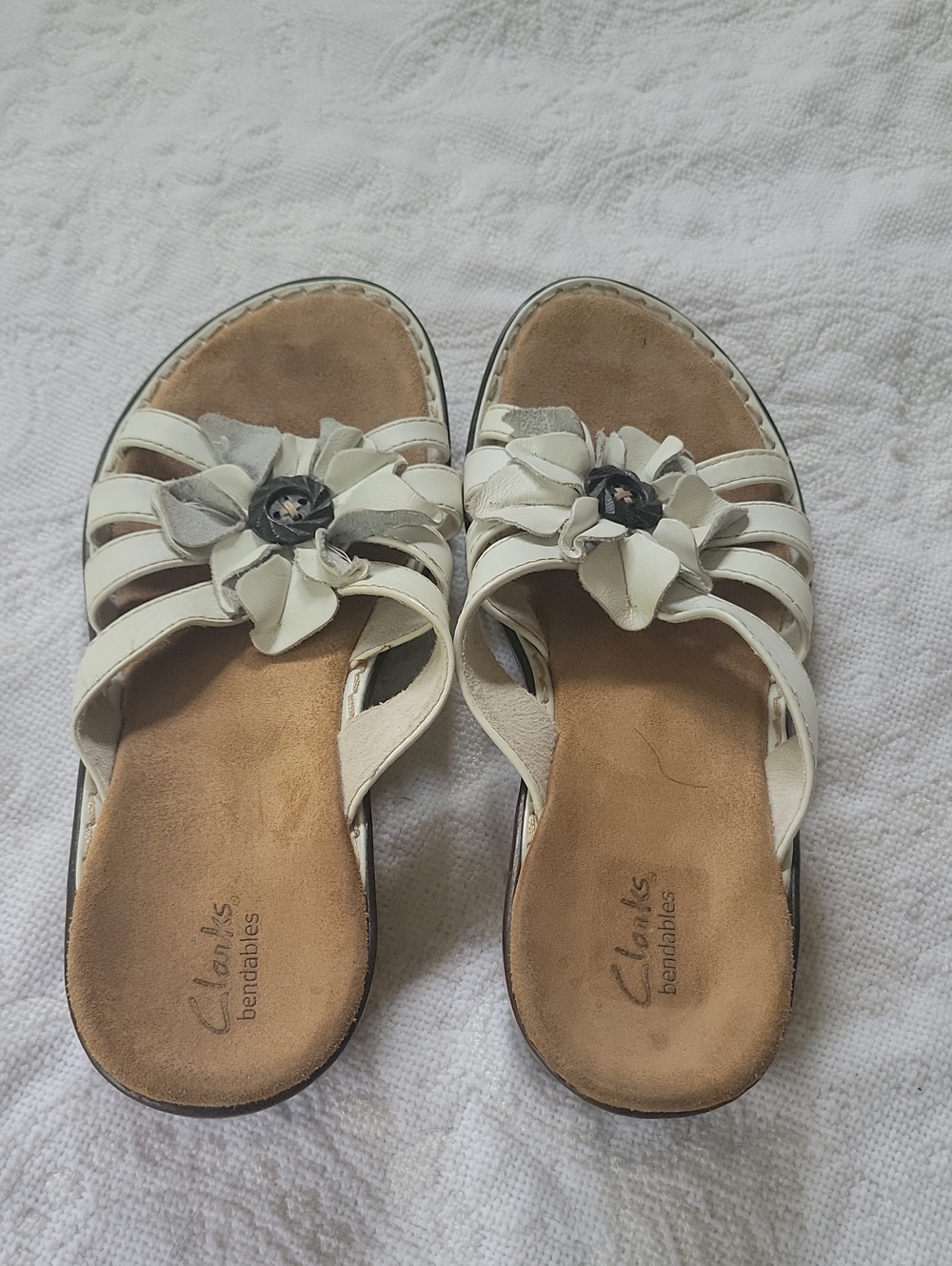 CLARKS white Leather Slide Sandals for Women 7.5